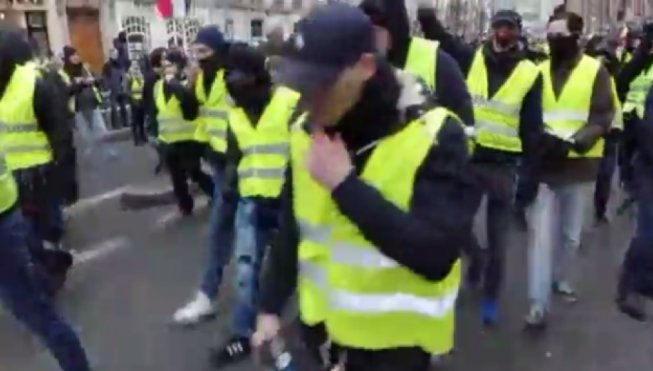 Facho contre npa